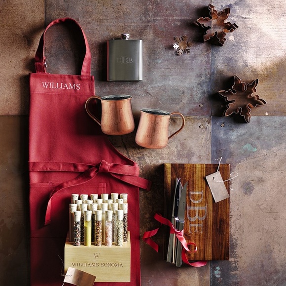 ⭐️HOST PICK⭐️ Williams Sonoma Bambi apron - Picture 2 of 8